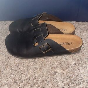Bio Gold Men's Size 10 Brown Leather Clogs - Made In Italy